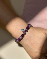 Ice-Patterned Amethyst Bracelet