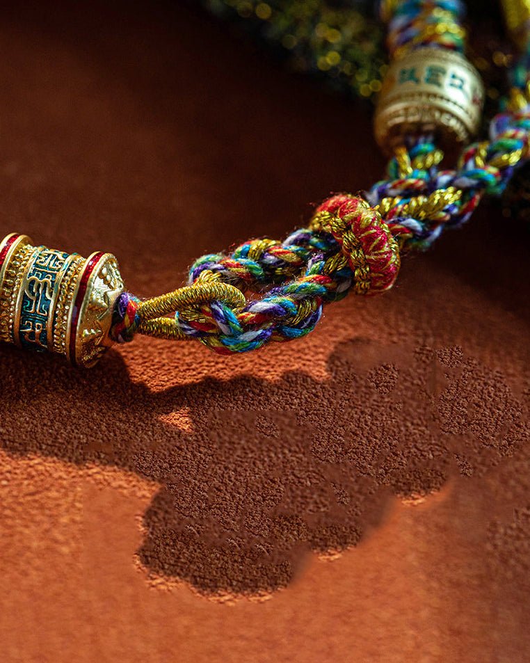 ༀམཎིཔདྨེཧཱུྃ Om Mani Padme Hum Hand - Woven Bracelet - Stupa Crystal